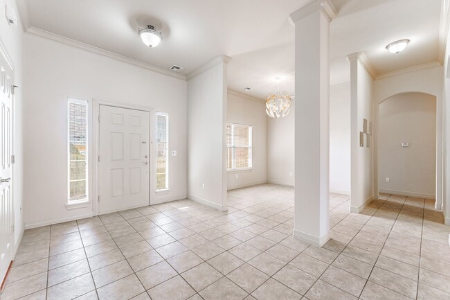 Foto del edificio - Charming 4-Bedroom Home in Rogers with Beautiful Natural Light!