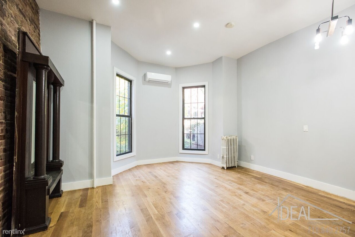 Foto principal - 297 Vanderbilt Ave