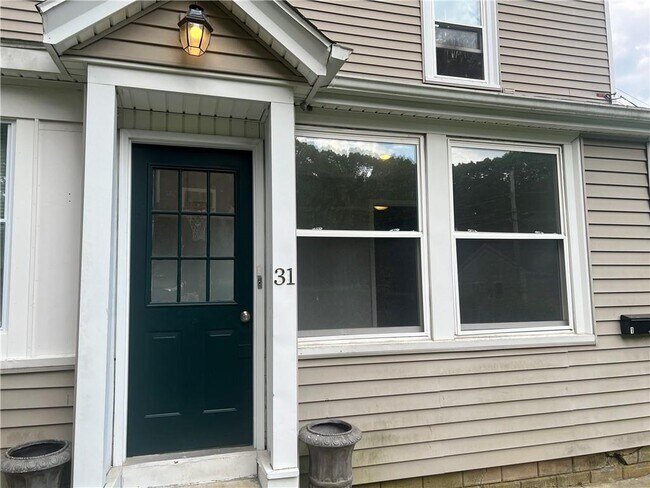 Building Photo - 31 Woodland Ave