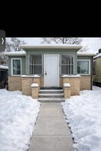 Building Photo - 575 Durbin St