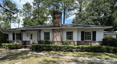Building Photo - 4631 Cumberland Dr