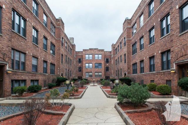 Foto principal - 1 bedroom in Chicago IL 60657