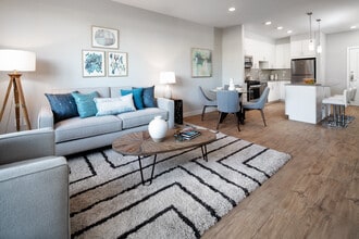 Building Photo - Avalon Saugus