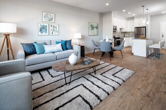 Building Photo - Avalon Saugus