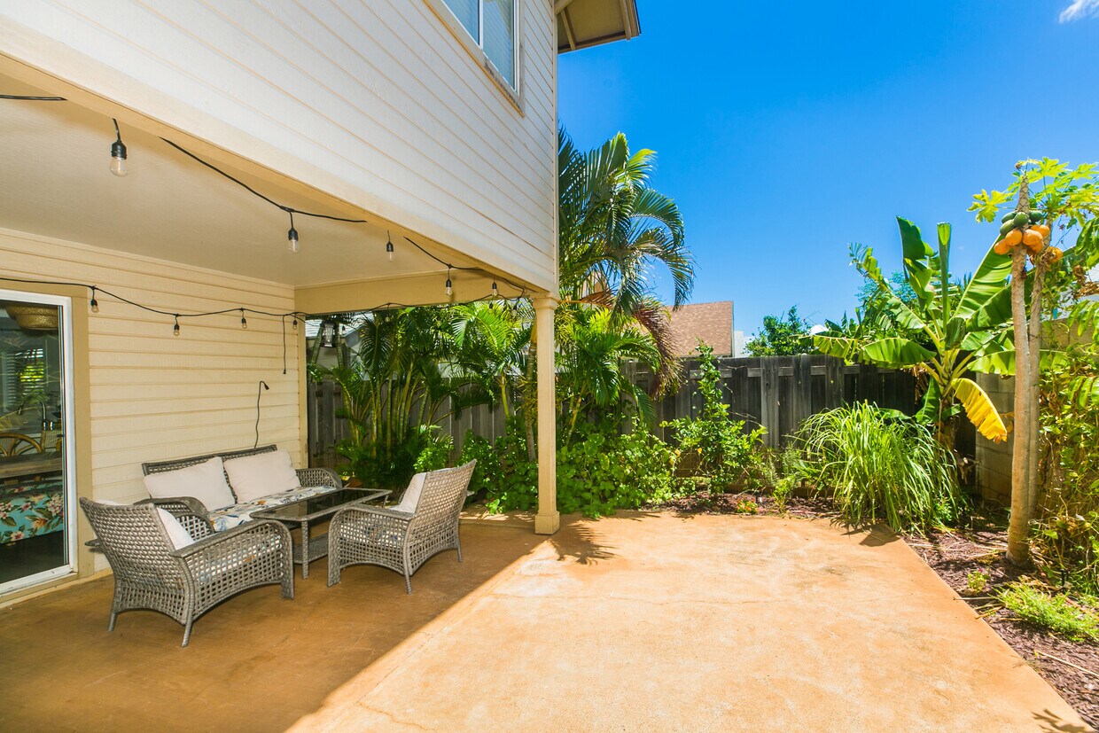 Primary Photo - 91-1035 Kumulipo St