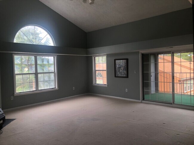 Foto del edificio - 2 Bedroom 2 Bathroom + loft luxury Condo f...