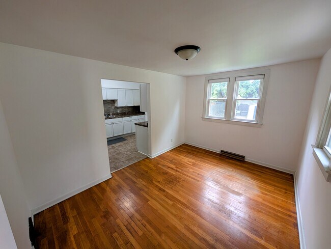 Foto del edificio - 951 Chatham St NW