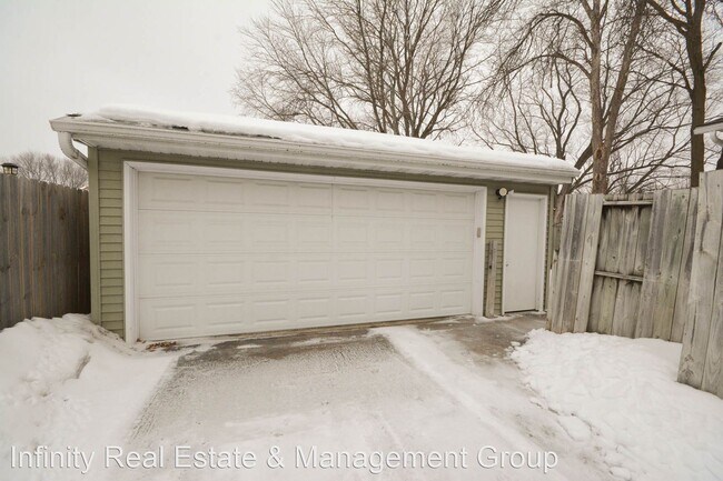 Foto del edificio - 4 br, 2 bath House - 1613 8th Ave SE