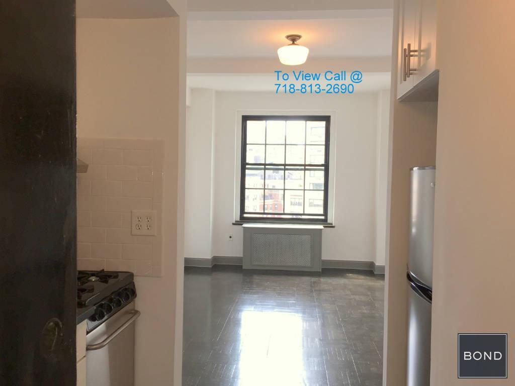 Primary Photo - 160 W 71st St