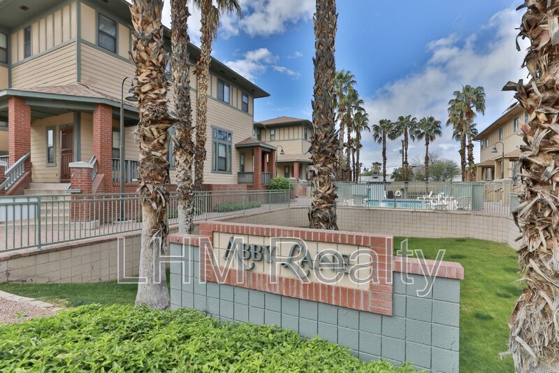 Foto principal - 782 S Beck Ave