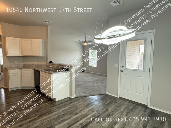 Foto del edificio - 10540 NW 17th St