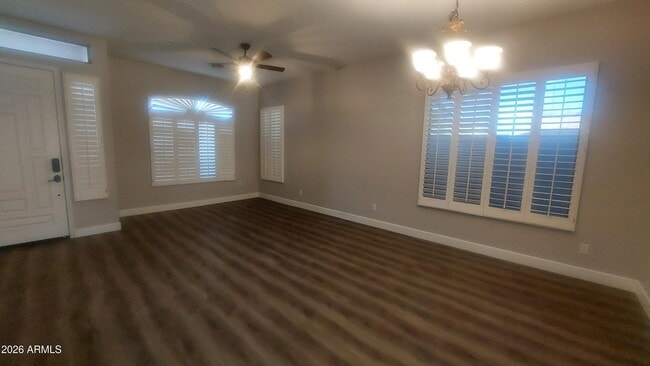 Building Photo - 1903 E Jade Pl