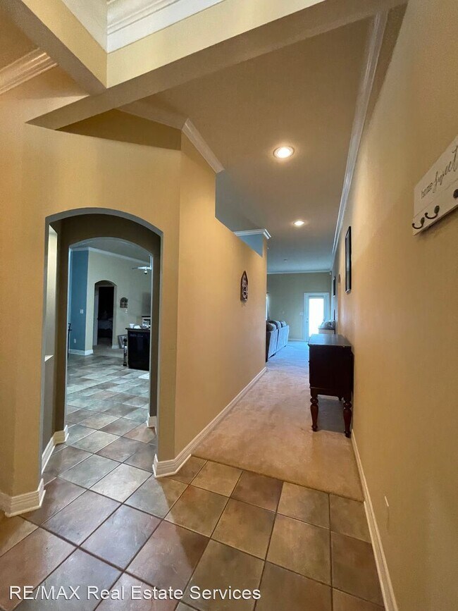 Building Photo - 3 br, 2 bath House - 217 Avondale