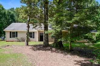 Building Photo - 160 Willow Shoals Dr