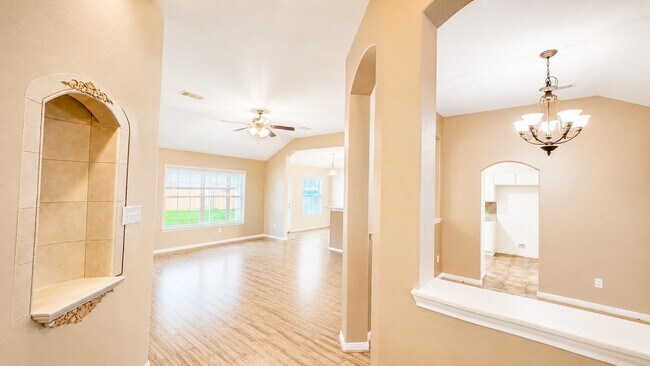 Foto del edificio - 12918 Stratford Mill Ln