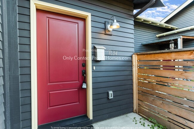 Building Photo - City Retreat: Delightful One-Bedroom Home ...