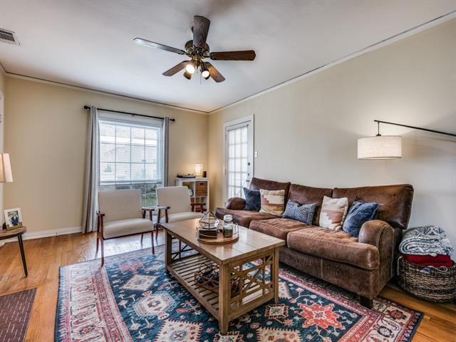 Foto principal - 5832 Goodwin Ave