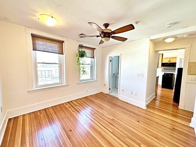 Foto del edificio - 370 Sumner St