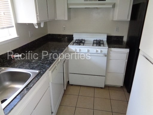 Primary Photo - 2 Bedroom Santa Rosa Apartment for rent