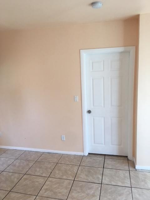 Foto principal - 1358 E 42nd Pl