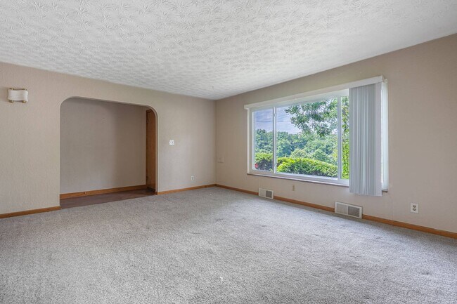 Foto del edificio - 1822 W Schantz Ave