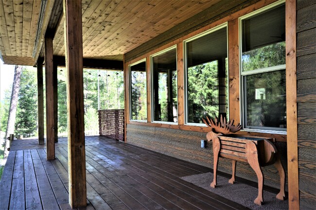 Foto del edificio - 217 Redwing Dr