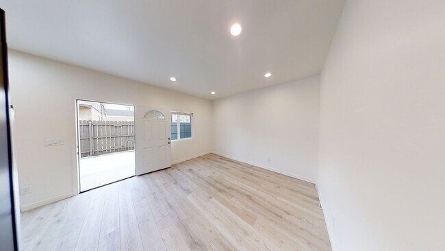 Foto del edificio - 4BD/2BA on Mary Lane!