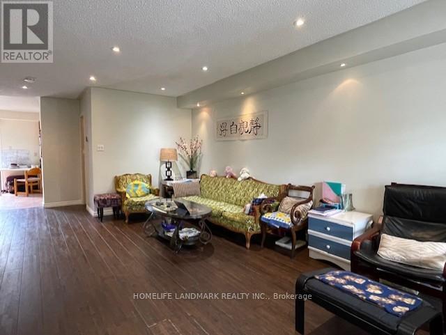 Building Photo - 108 Nahanni Dr