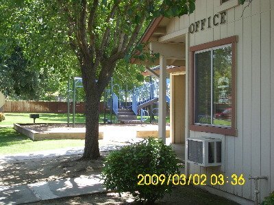 Building Photo - 2543 Nelson Blvd