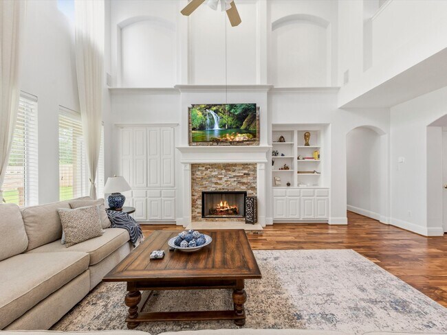 Foto del edificio - 1523 Baldridge Ln