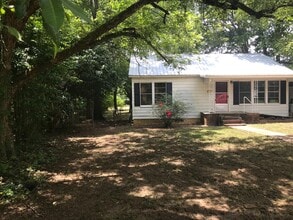 Building Photo - 512 Jefferson Pl