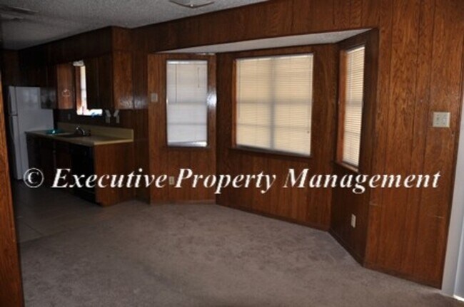 Foto del edificio - 1507 Little Street. Copperas Cove, TX 7652...
