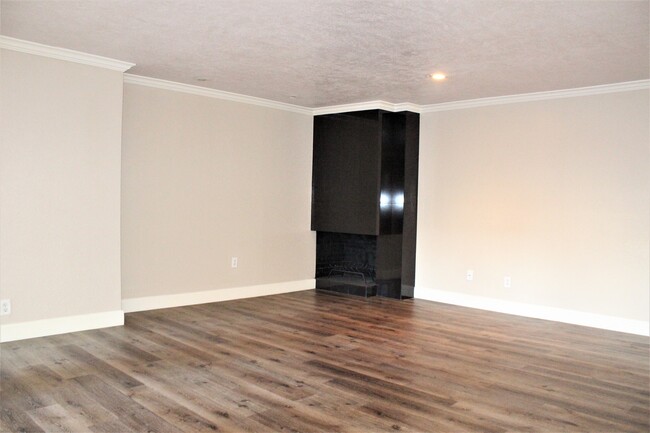 Fireplace - 6311 Deerwood Rd