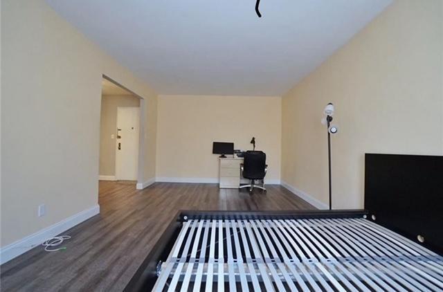 Building Photo - 2727 Ocean Pkwy