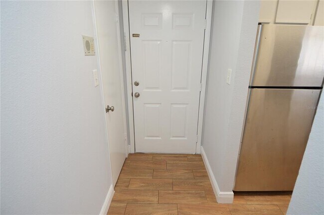 Foto del edificio - 8722 Mallard Reserve Dr