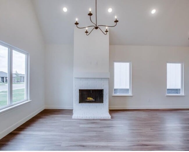 Foto del edificio - Great 4 bed 2.5 bath in COOPER ISD