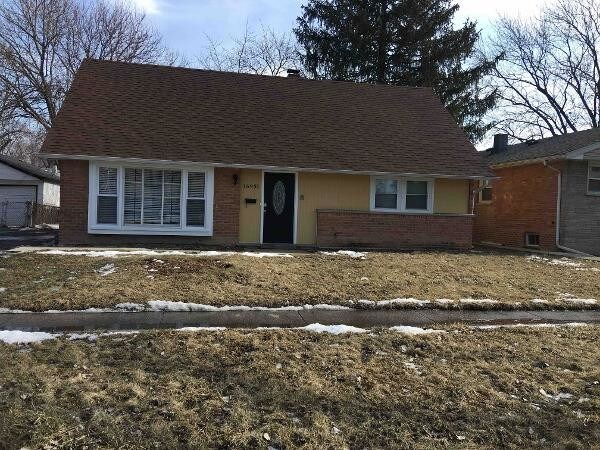 Primary Photo - 16931 Old Elm Dr