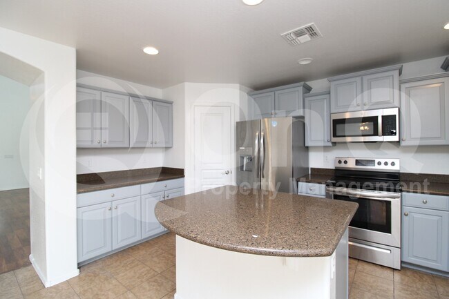 Building Photo - 3543 E Aris Dr