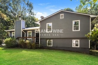 Building Photo - 100 Crawford Cir