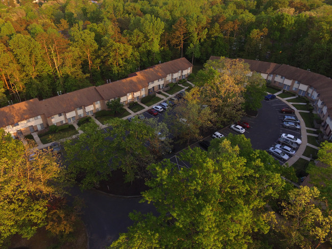 Building Photo - Oak Valley Apartments