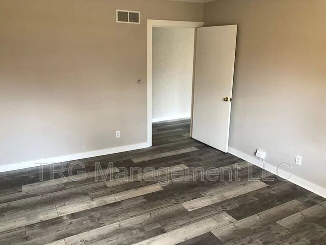 Foto del edificio - 459 S Maybelle St