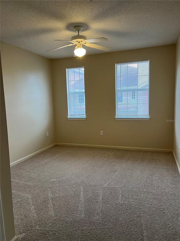 Foto del edificio - 12106 Poppy Field Ln