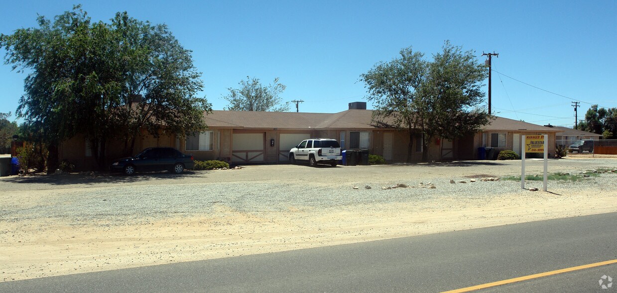 Foto principal - 12850 Red Wing Rd