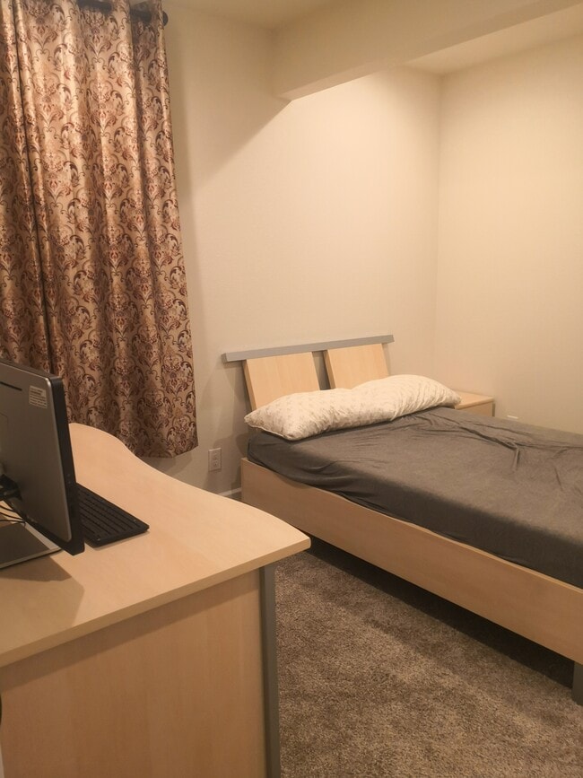 Foto del edificio - 12989 Ventana St