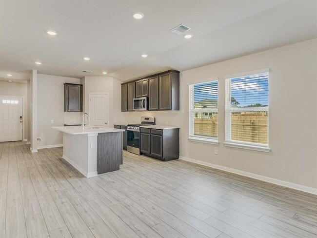 Foto del edificio - 100 Javans Nest