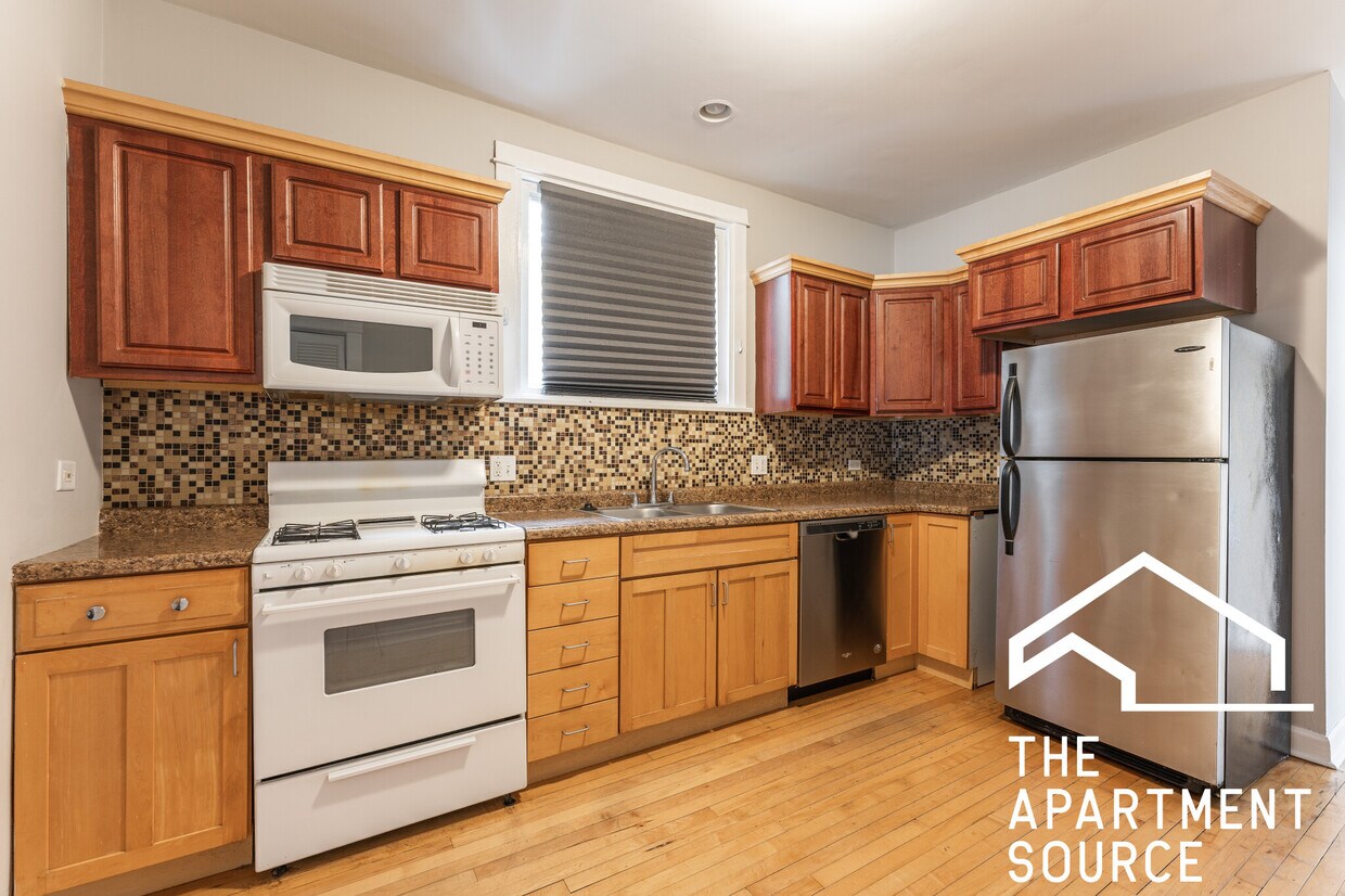 Foto principal - 1009 S Ridgeland Ave