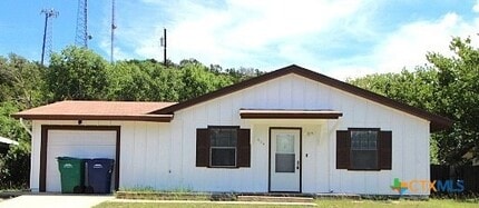 Building Photo - 604 Traci Dr