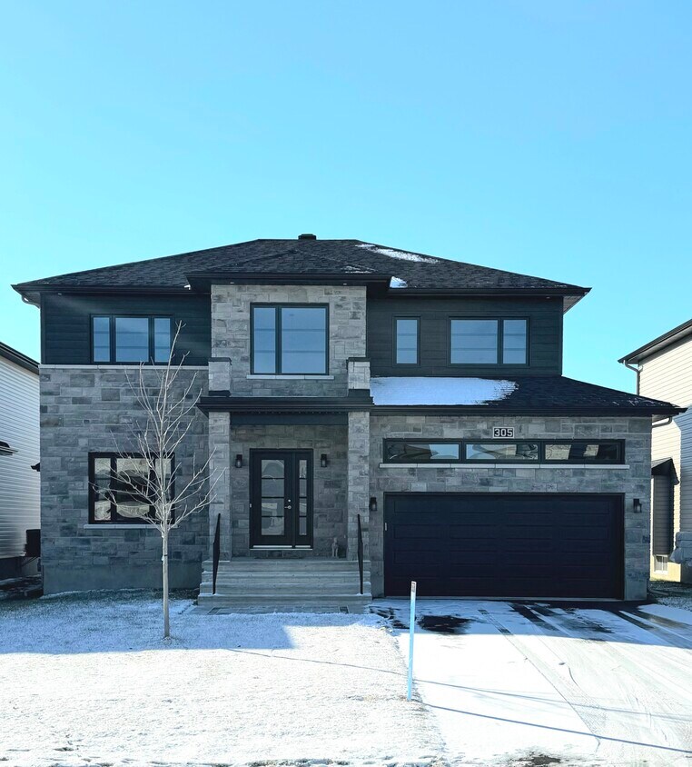 305 Moonlight Dr, Russell, ON K4R 0L1 House for Rent in Russell, ON