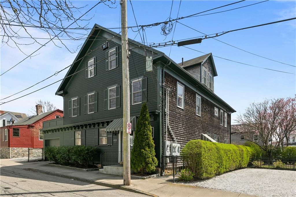 Primary Photo - 37 Lee Ave