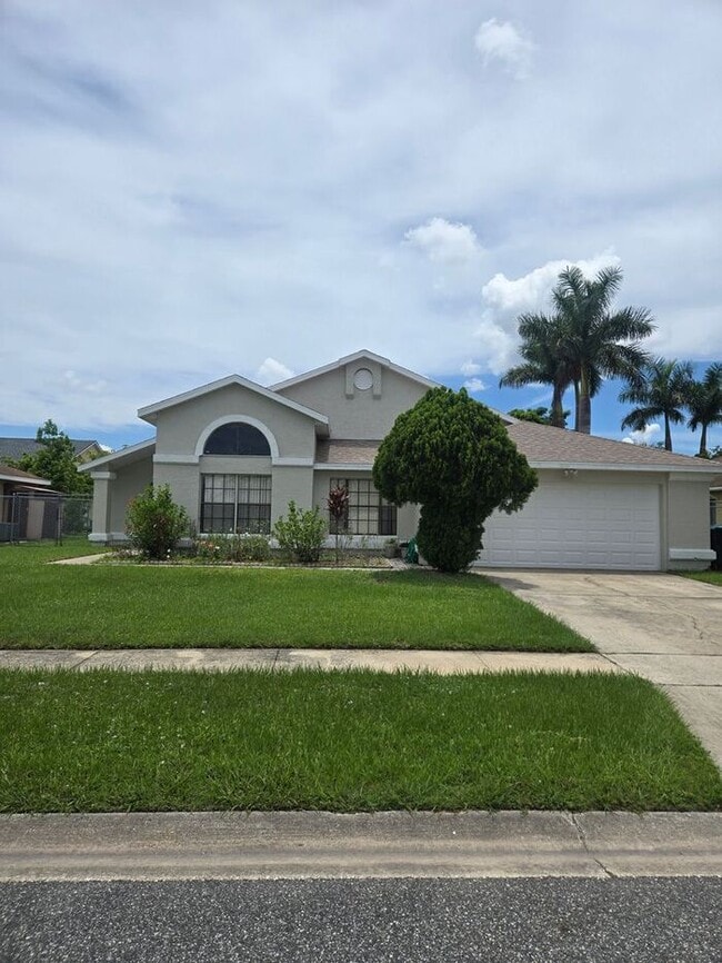 Charming 4-Bedroom Home Ready for You to M... - Charming 4-Bedroom Home Ready for You to M...